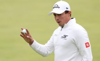De Harris English Caddy, Eric Larson, spreekt op verbod op het Verenigd Koninkrijk