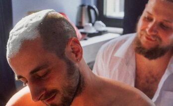 Het haar bindt twee mannen in een delicaat Belgisch drama
